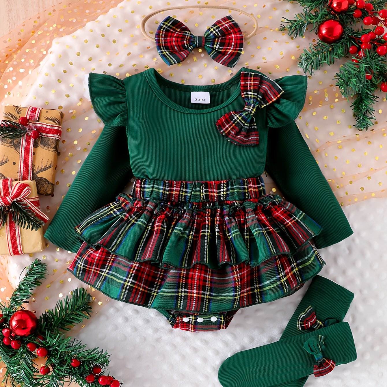 Set Fashion pentru Fetițe – Bluziță Verde din Tricot și Fustiță în Carouri cu Fundițe și Bentiță Asortată
